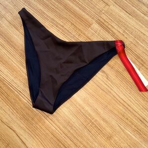 Left on Friday - Dip Bottom - XL